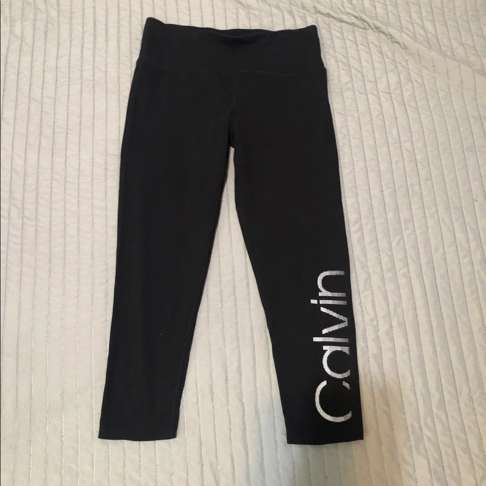 NWOT Calvin Klein crop leggings